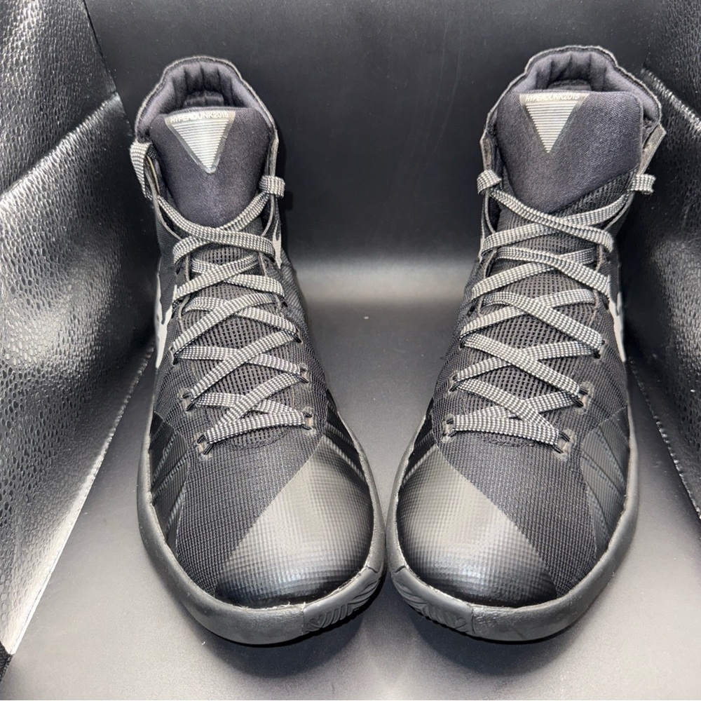 Size 8 - Nike Hyperdunk 2015 Black Metallic Silver, 749561-001, Clean, No Box